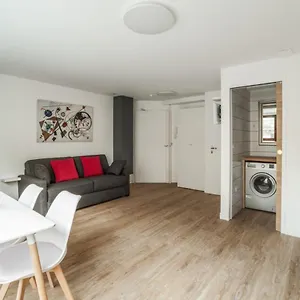 Bright And Cosy Flat At The Heart Of In A Trendy District - Welkeys , Parigi Francia